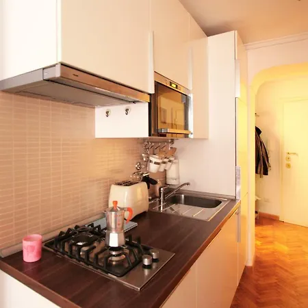 Apartment Center Fori Imperiali Raffy's Charming